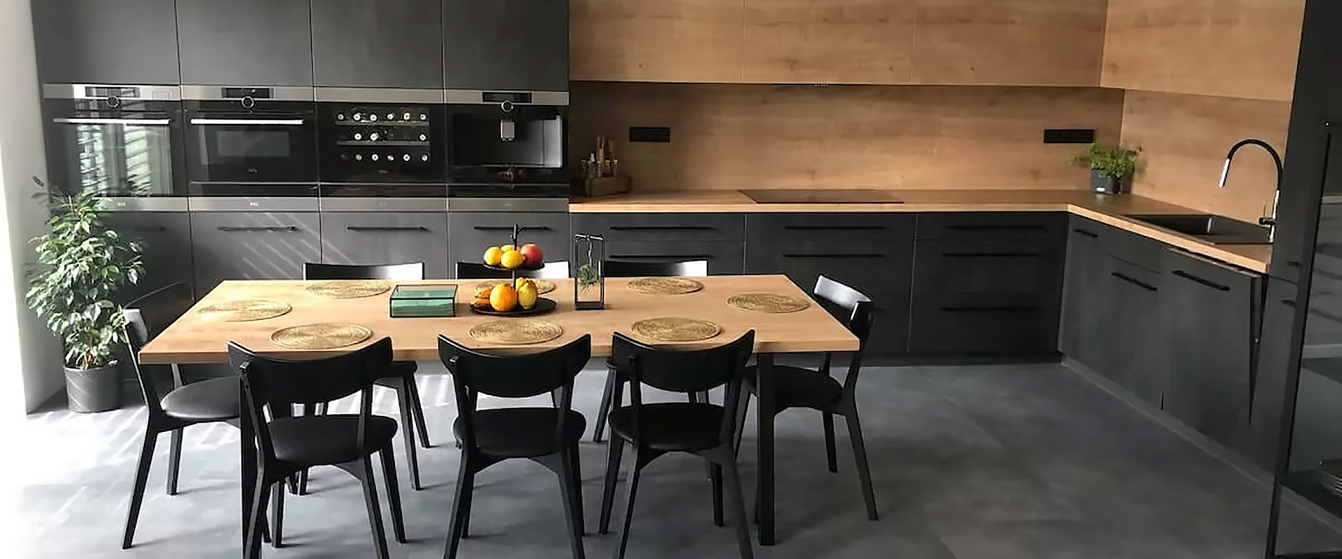 Výroba a prodej kuchyní na míru